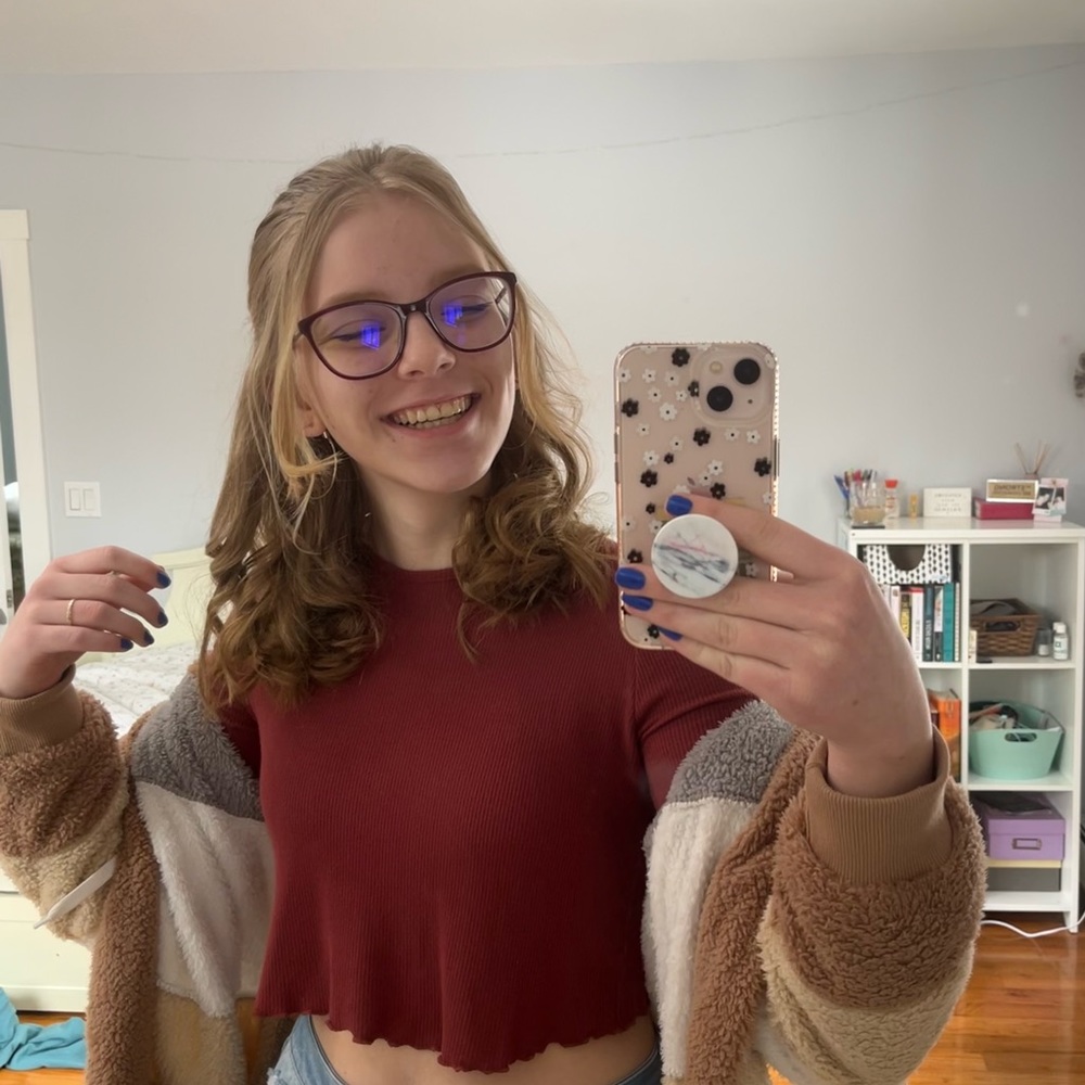 Meet your Posher, Elyse